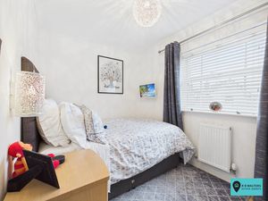 Bedroom- click for photo gallery